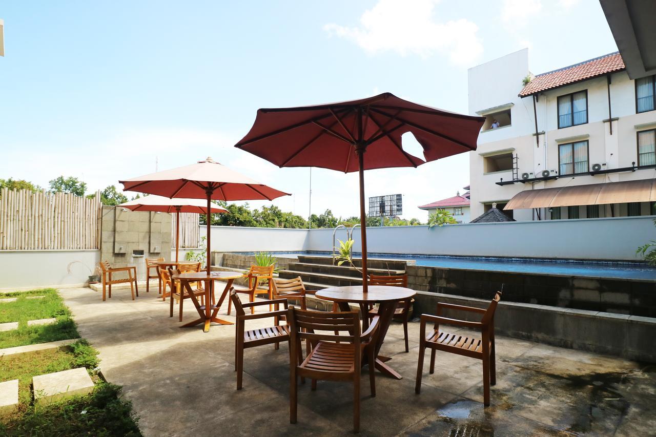 Santosa City Hotel Denpasar  Exterior photo